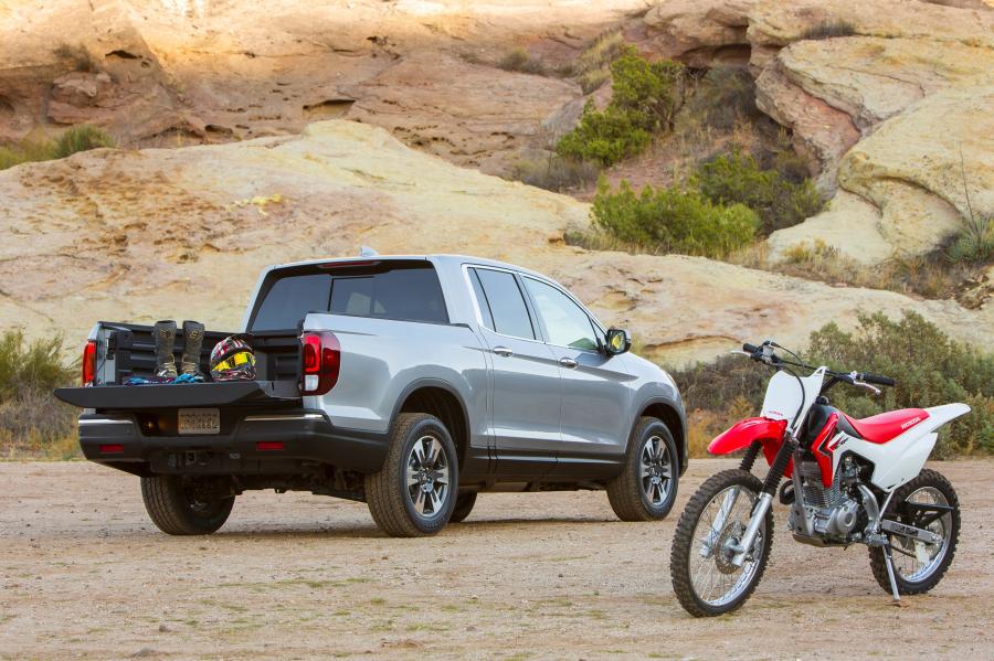  Honda Ridgeline 2016 года  (фото 39 из 40)